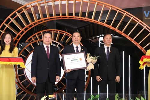 Tập đoàn Hưng Thịnh vinh dự vào  Top 10 doanh nghiệp bền vững tại Việt Nam 2020